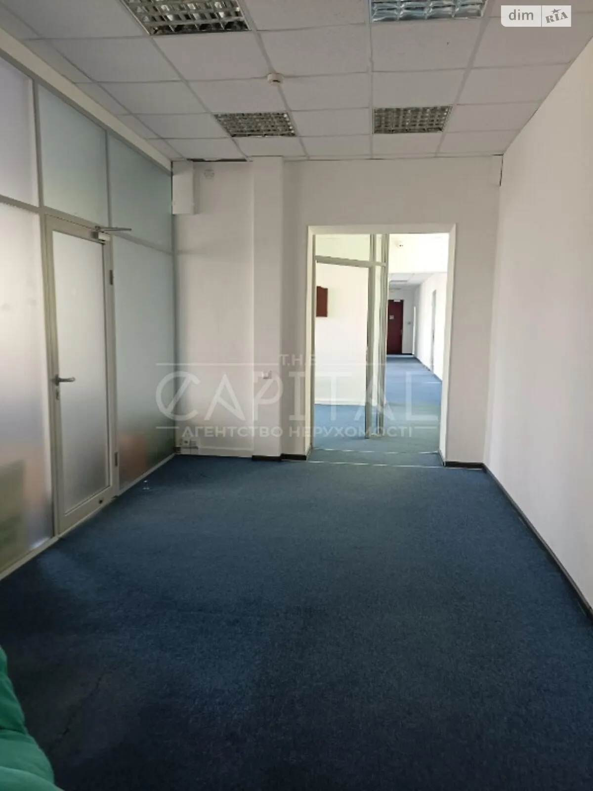 Сдается в аренду офис 350 кв. м в бизнес-центре, цена: 3300 $ - фото 1