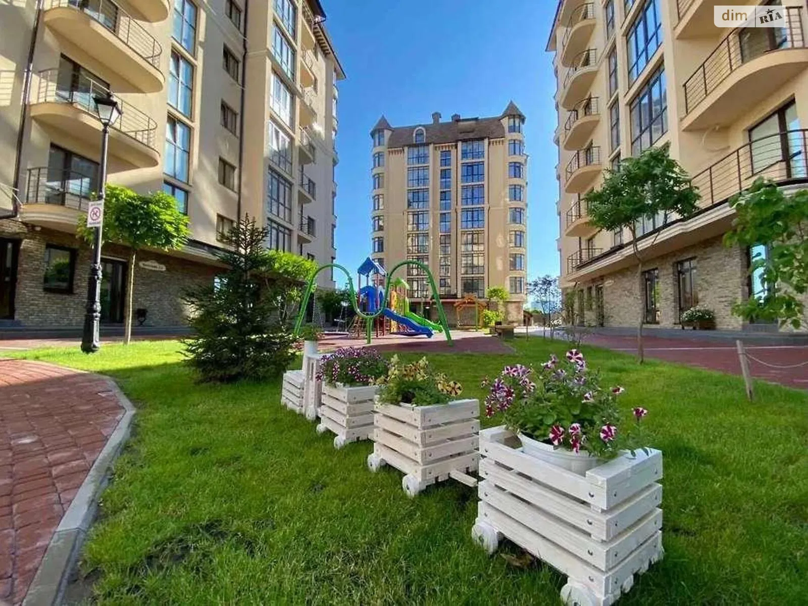 Продається 2-кімнатна квартира 64 кв. м у Новосілках, цена: 72000 $