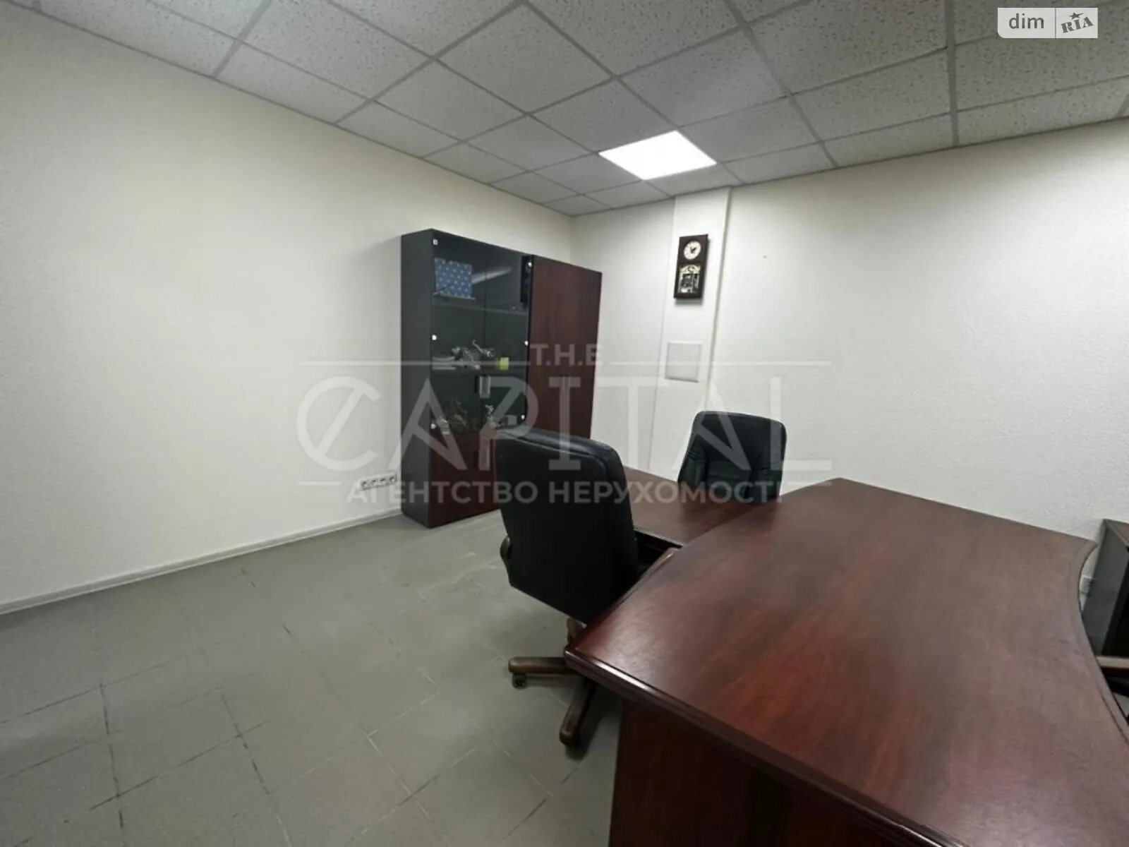 Продается офис 72 кв. м в бизнес-центре, цена: 73000 $ - фото 1