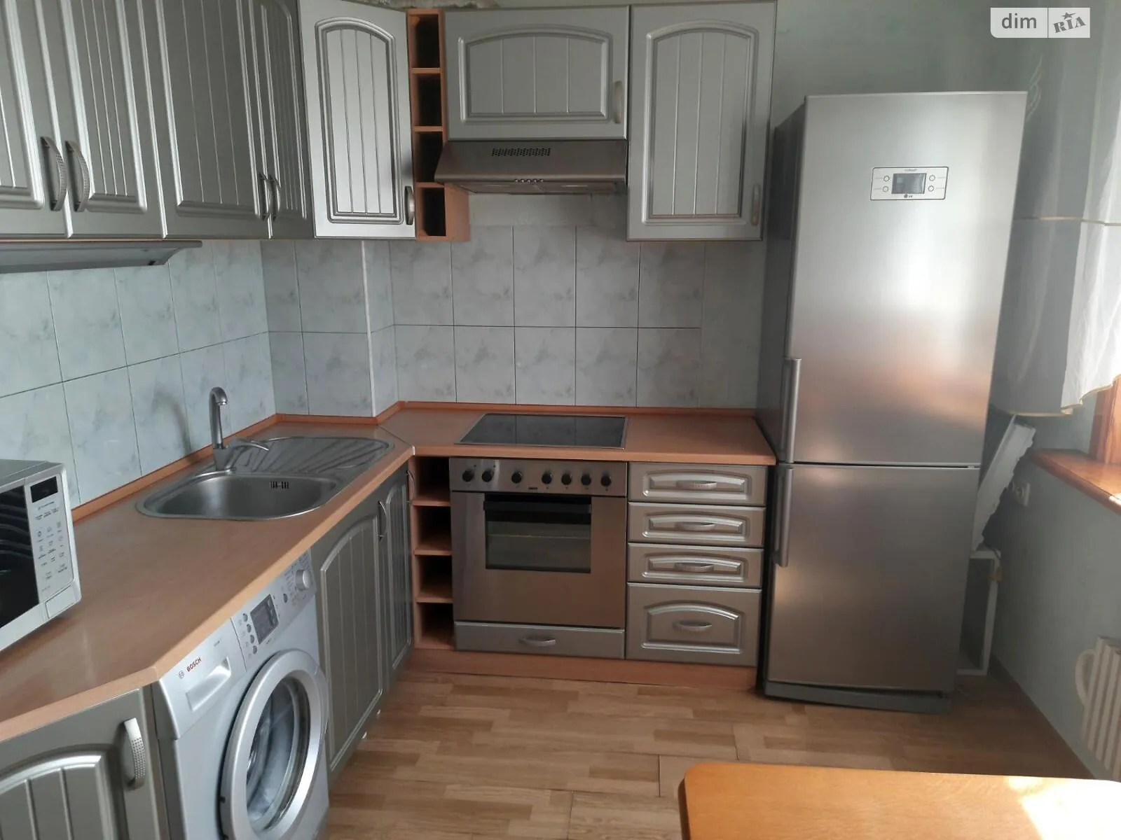 Продається 2-кімнатна квартира 52 кв. м у Харкові, цена: 49900 $