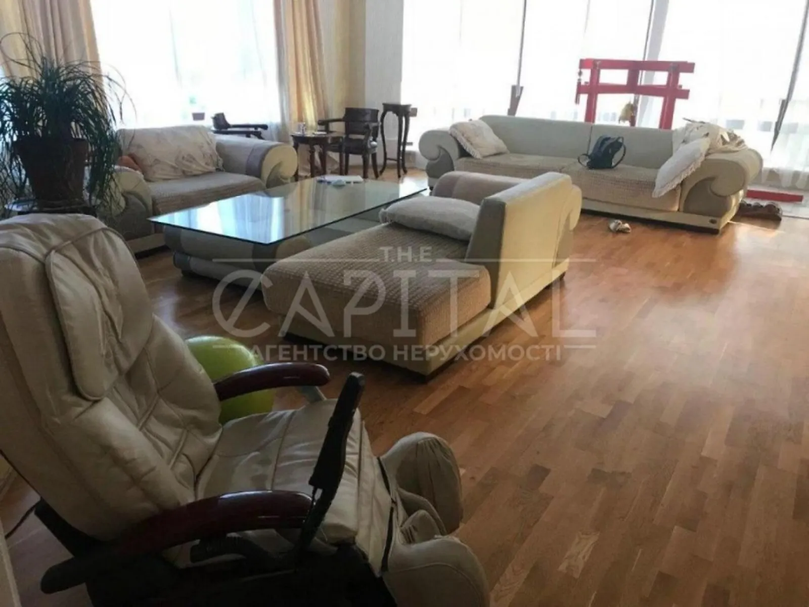 Сдается в аренду дом на 2 этажа 330 кв. м с гаражом, цена: 4000 $ - фото 1