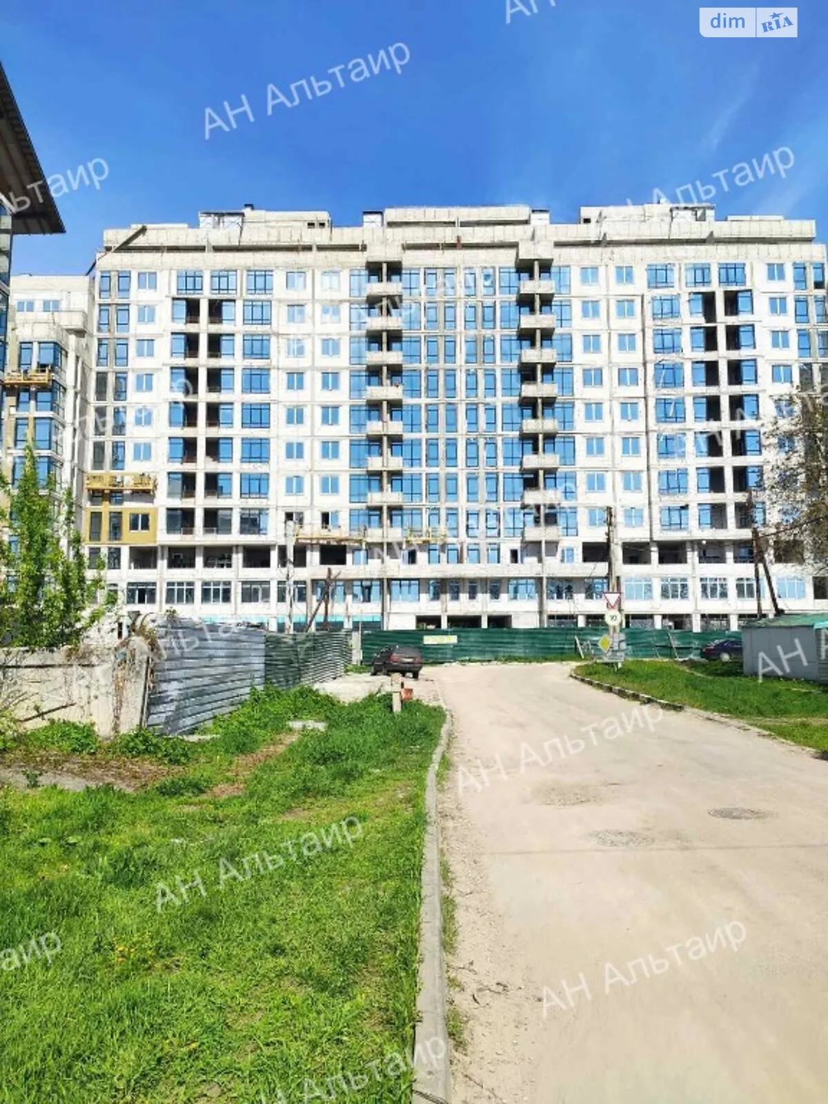 Продается 1-комнатная квартира 44 кв. м в Харькове, ул. Авиационная, 39 - фото 1