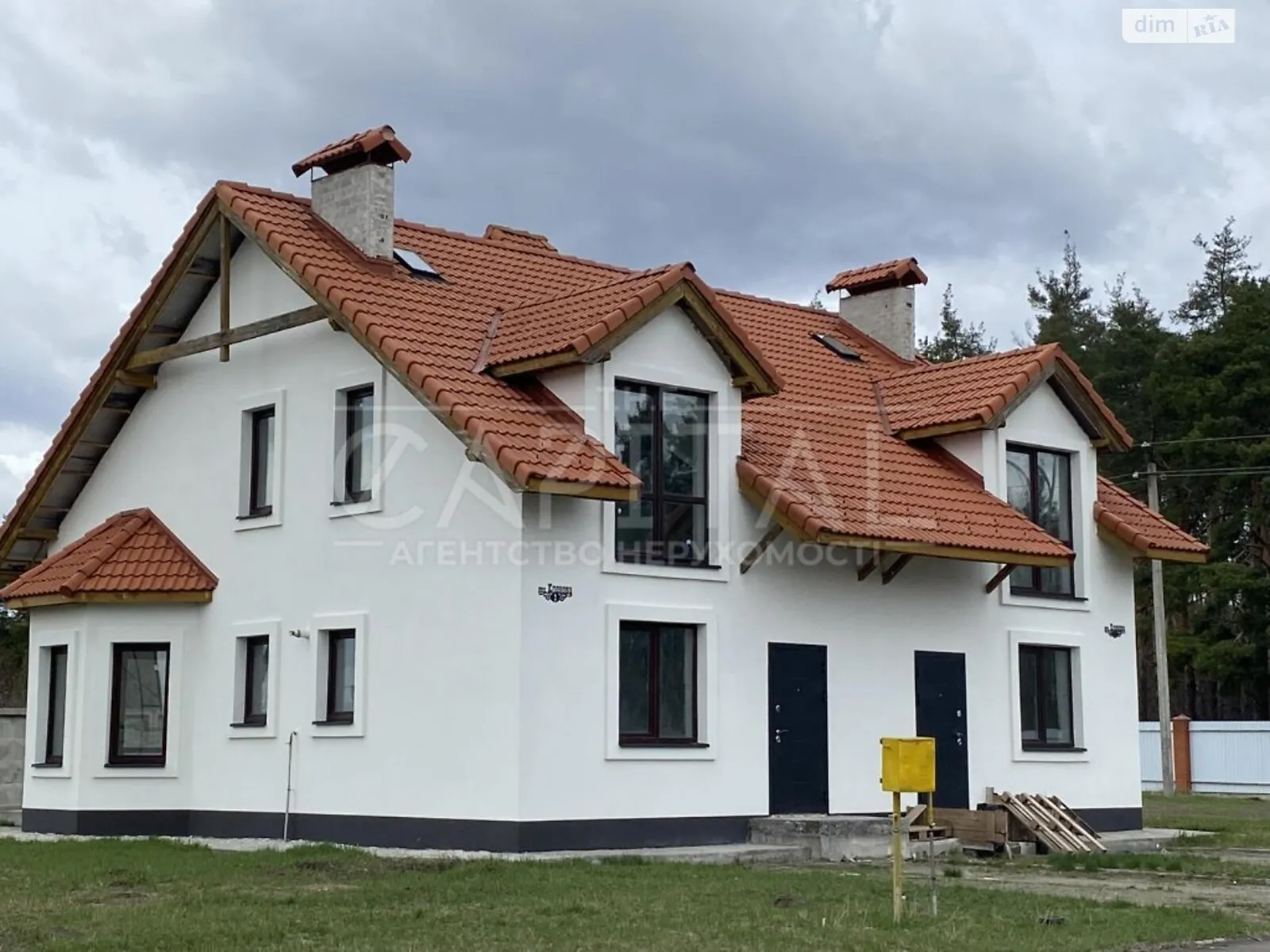 Продається будинок 2 поверховий 106 кв. м з каміном, цена: 71500 $