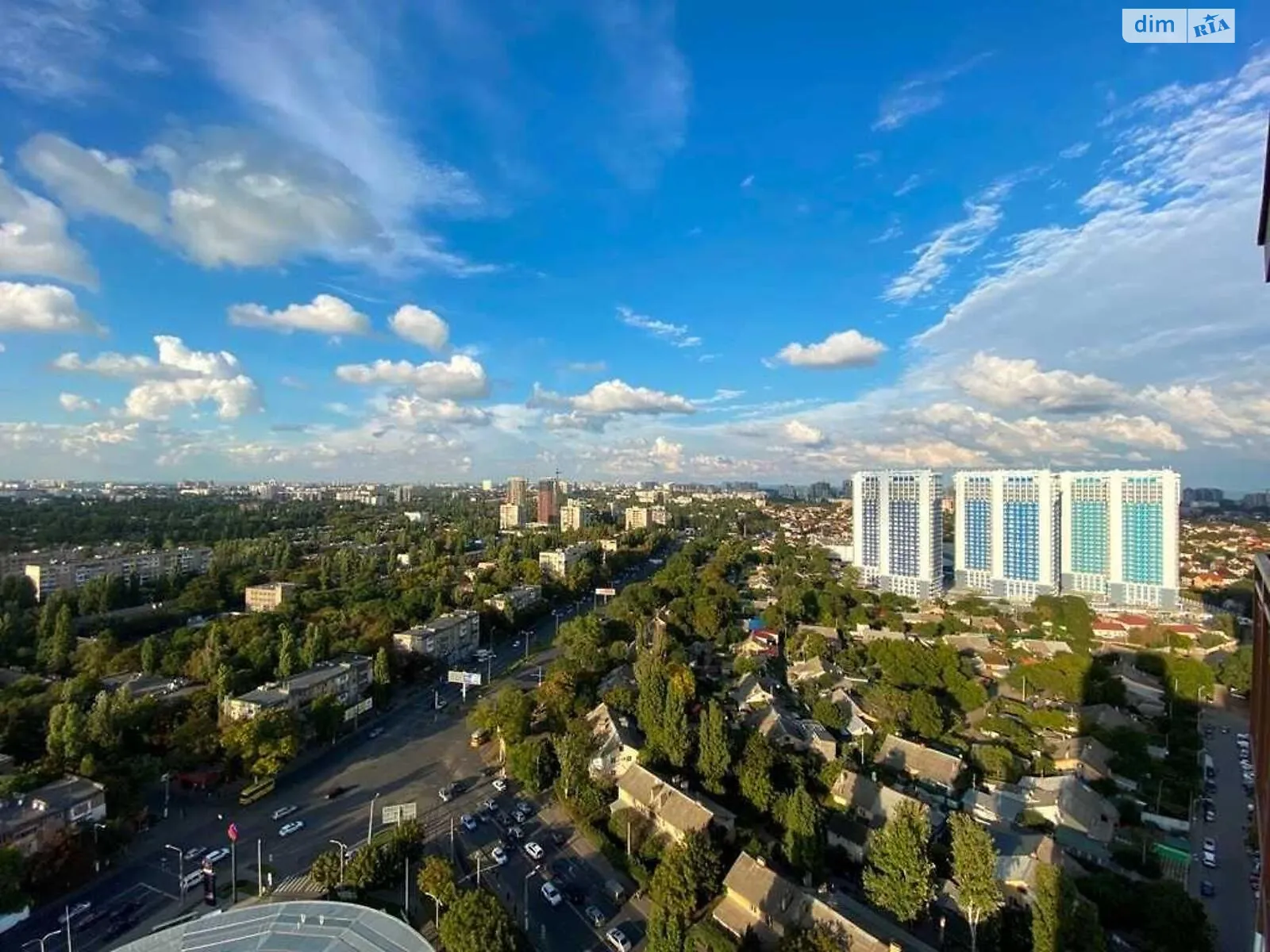 Продается офис 60 кв. м в бизнес-центре, цена: 68000 $