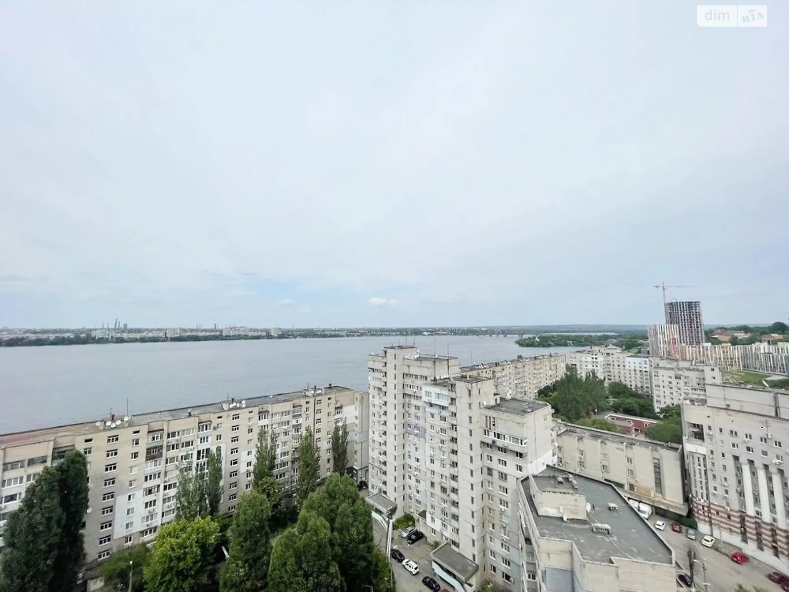 Продается 2-комнатная квартира 77 кв. м в Днепре, ул. Крутогорный, 28 - фото 1