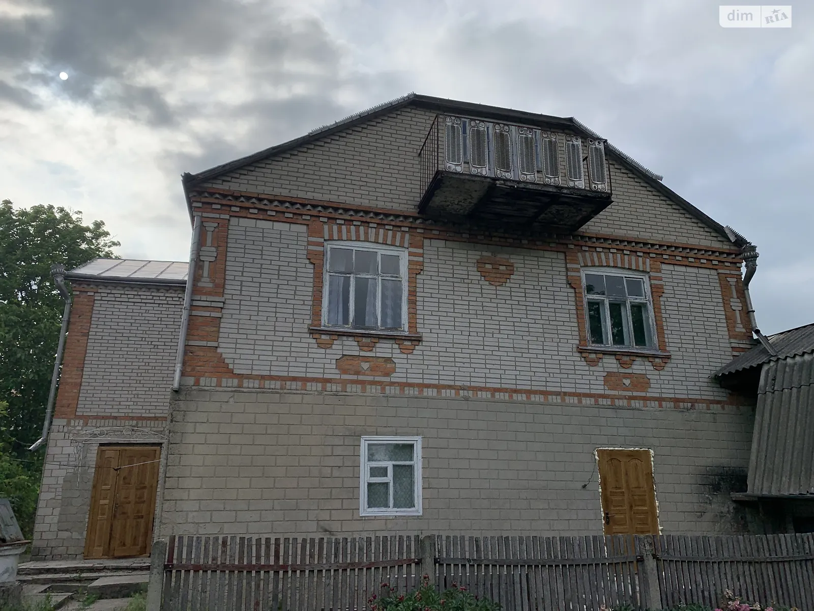 Продається будинок 2 поверховий 198 кв. м с басейном, цена: 32000 $