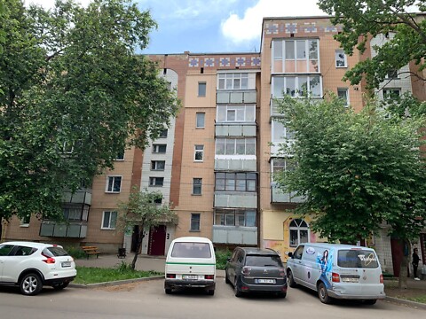 Продается 2-комнатная квартира 49 кв. м в Гадяче, ул. Шевченко