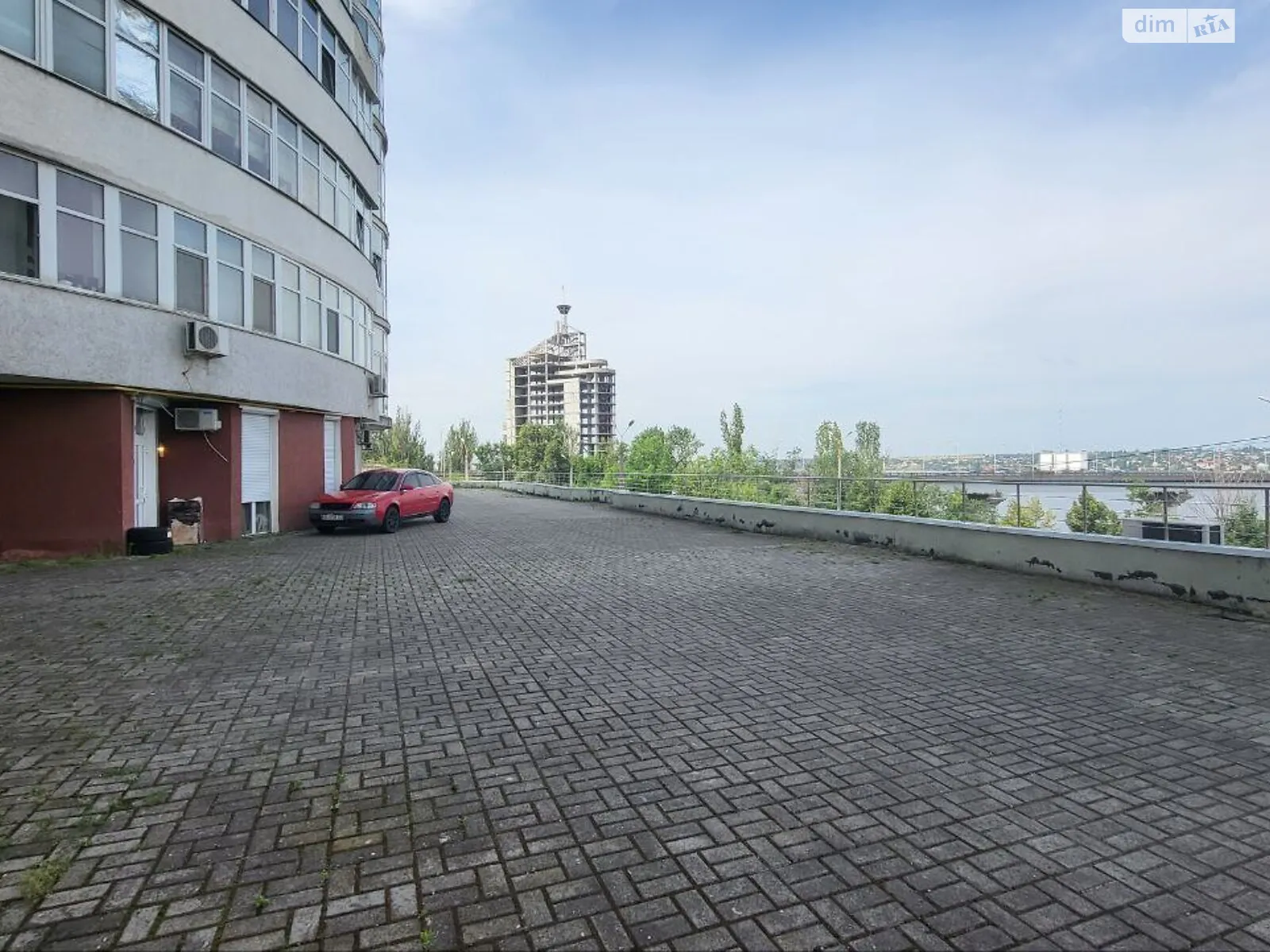 Продается офис 166 кв. м в бизнес-центре, цена: 46500 $ - фото 1