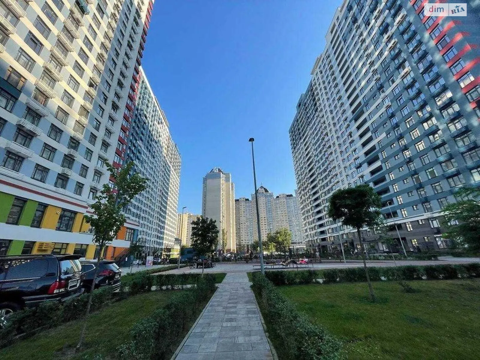 Продается 2-комнатная квартира 72 кв. м в Киеве, ул. Евгения Сверстюка, 1А - фото 1