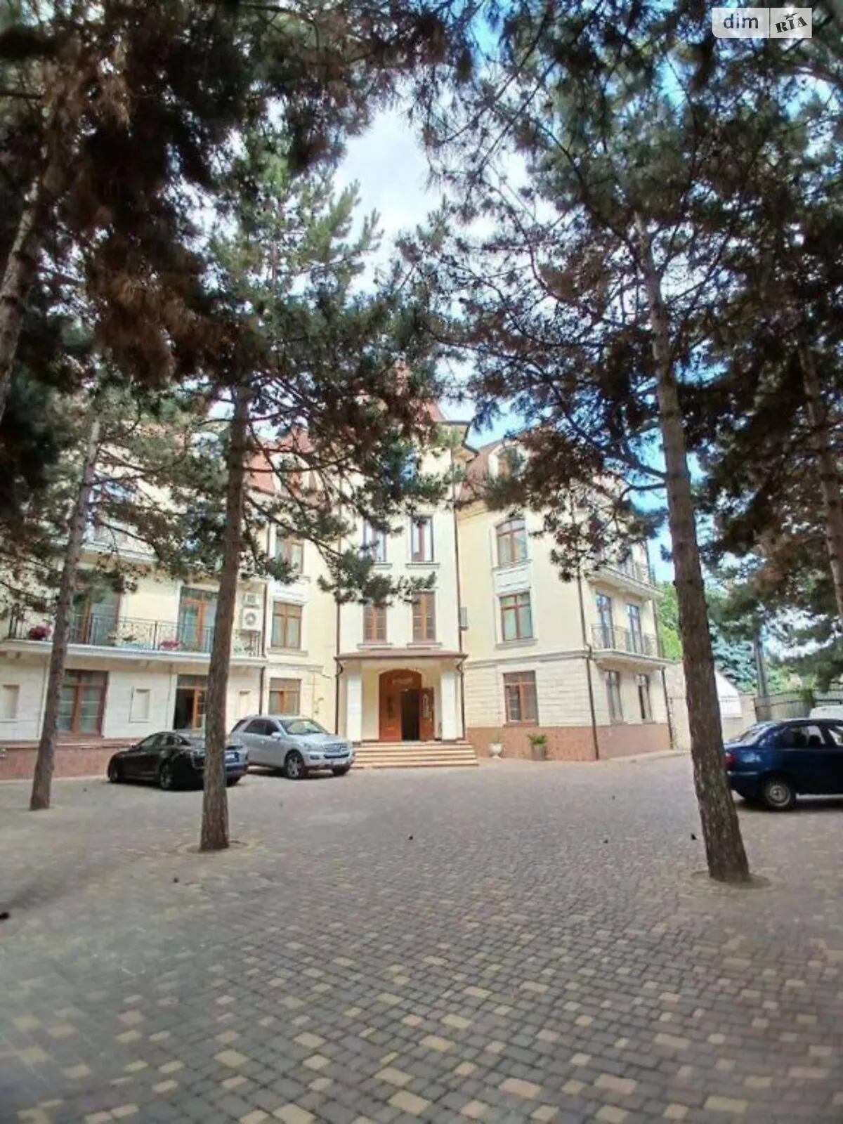 Продается 2-комнатная квартира 80 кв. м в Одессе, Фонтанская дор.