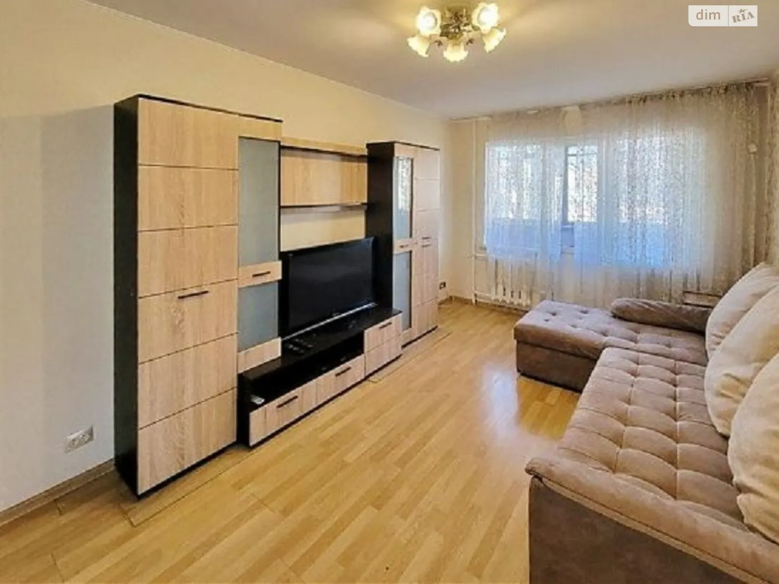 Продается 2-комнатная квартира 42 кв. м в Одессе, просп. Адмиральский, 37 - фото 1