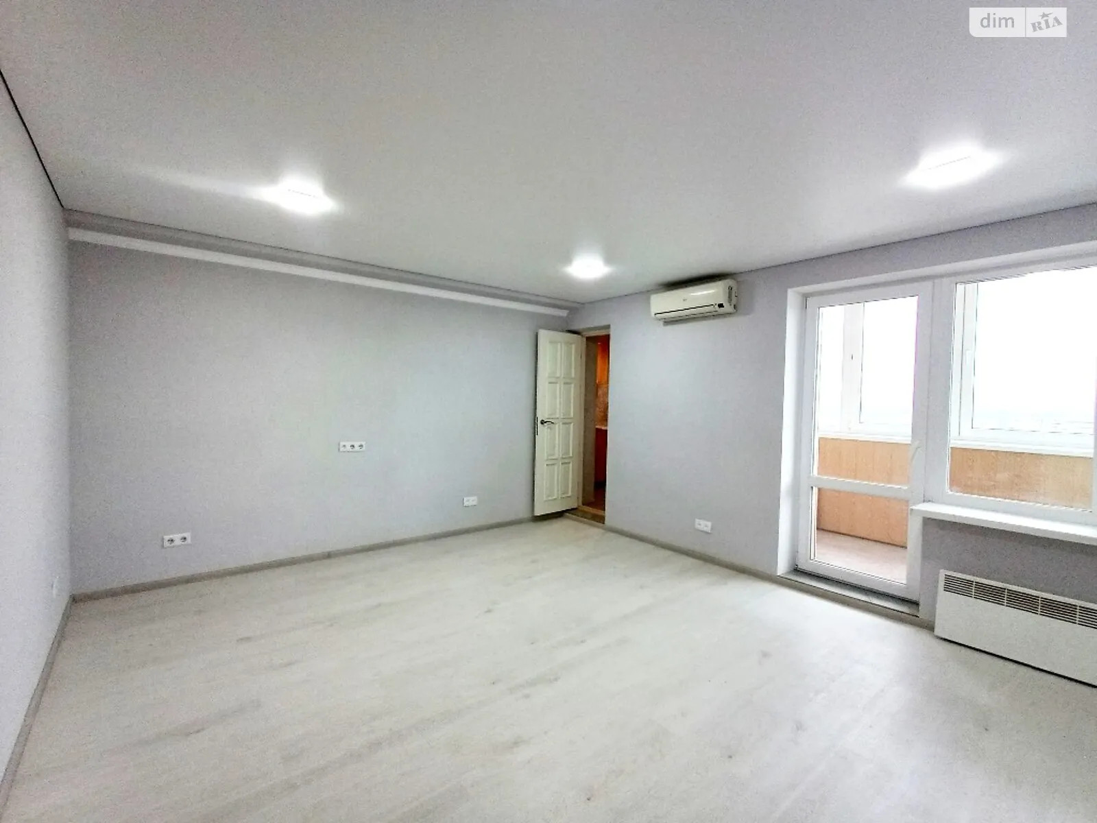 Продается 2-комнатная квартира 65 кв. м в Киеве, цена: 62500 $