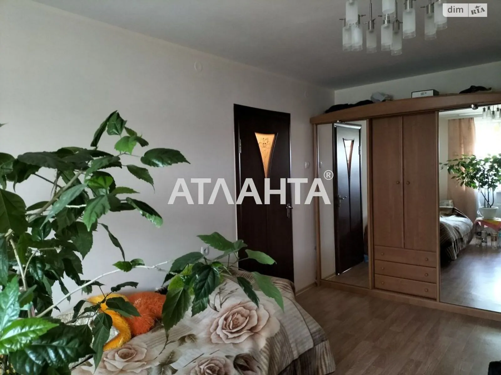 Продается 1-комнатная квартира 40 кв. м в Александровке, цена: 17000 $ - фото 1