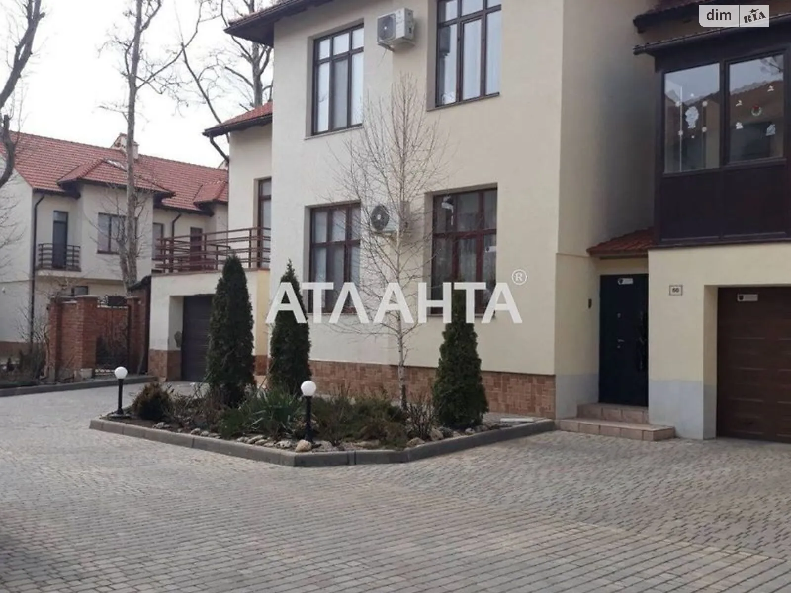 Продается дом на 2 этажа 125.2 кв. м с камином, цена: 170000 $ - фото 1