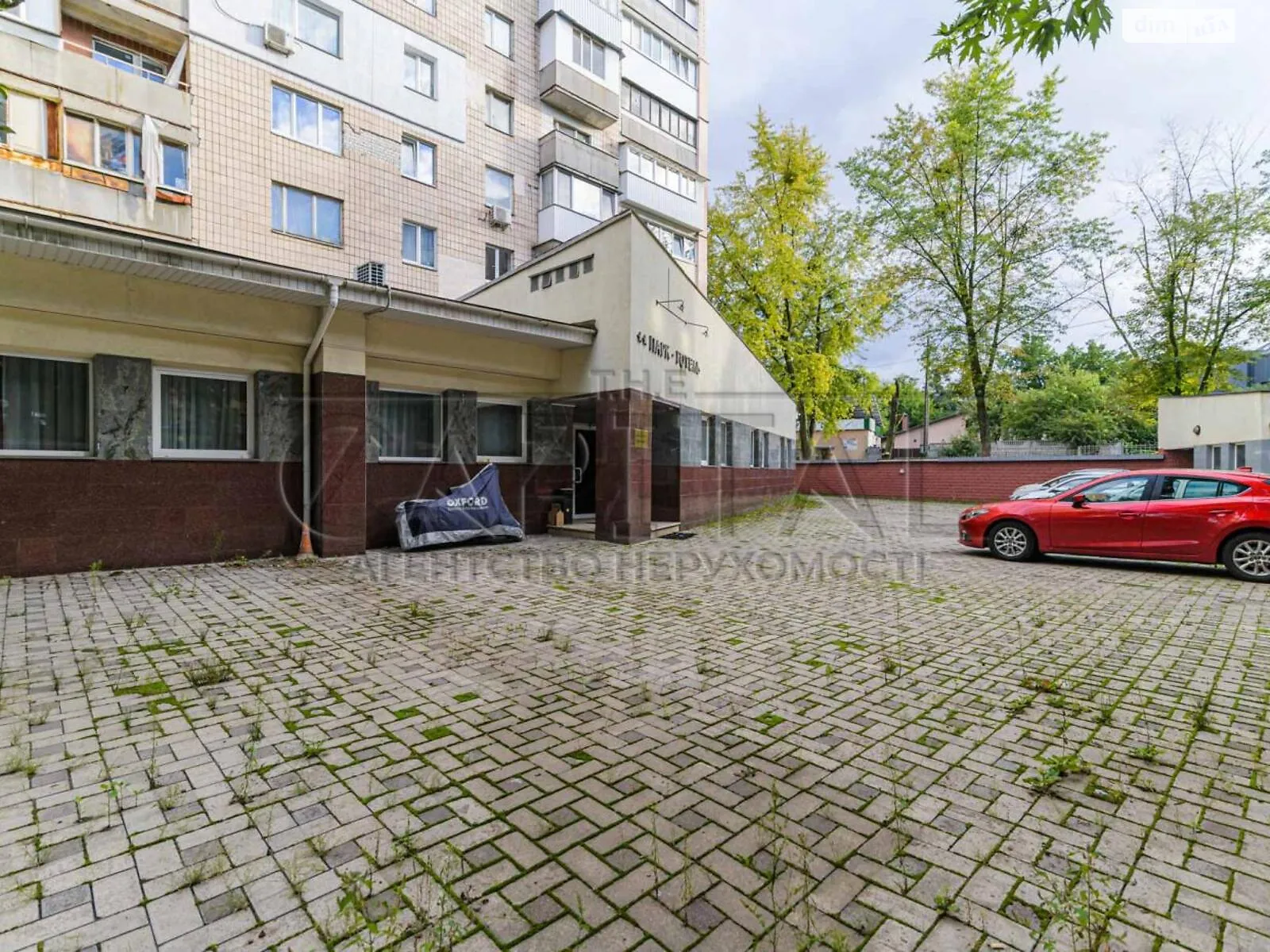 Продается объект сферы услуг 494 кв. м в 12-этажном здании - фото 2