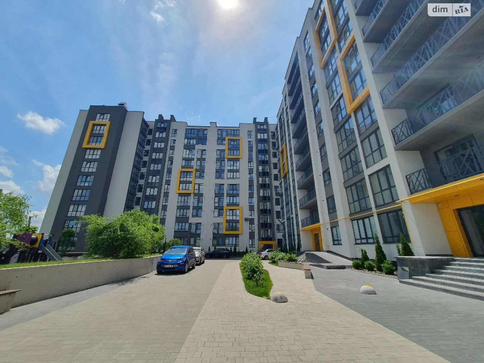 Продається 2-кімнатна квартира 66 кв. м у Хмельницькому, вул. Героїв Крут, 4/1В - фото 1