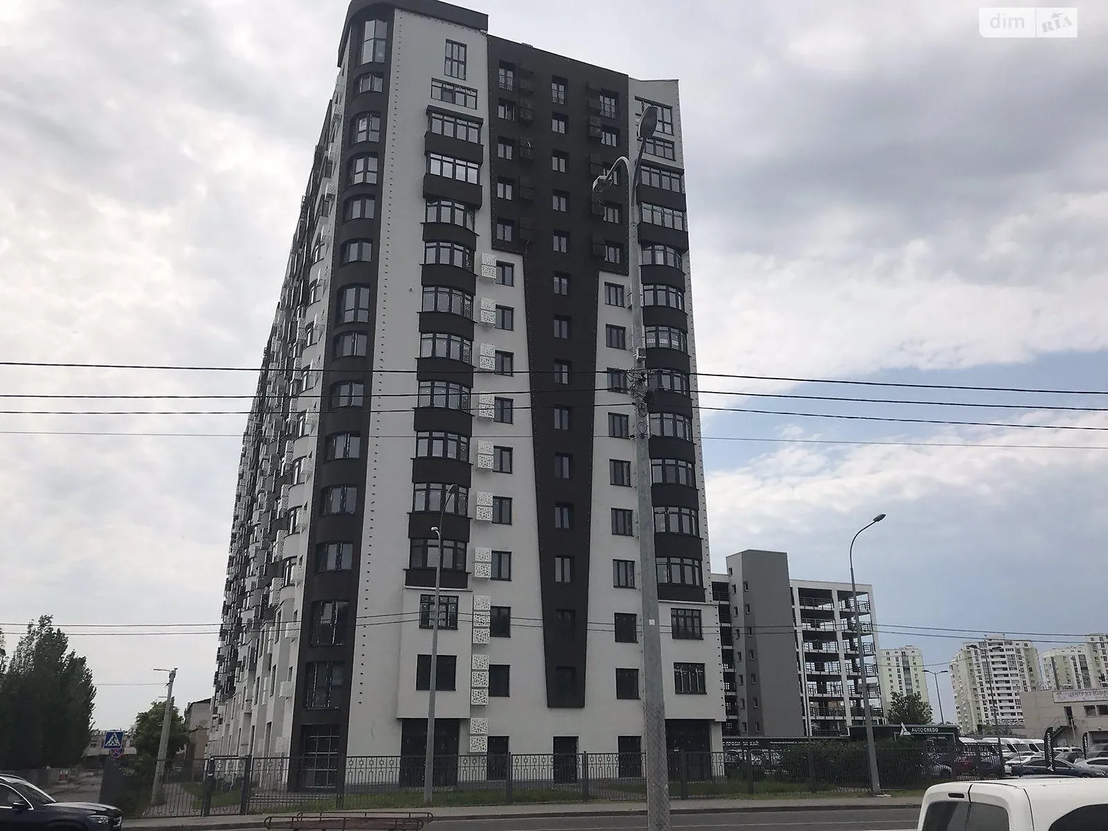 Продается 2-комнатная квартира 79 кв. м в Харькове, цена: 100000 $