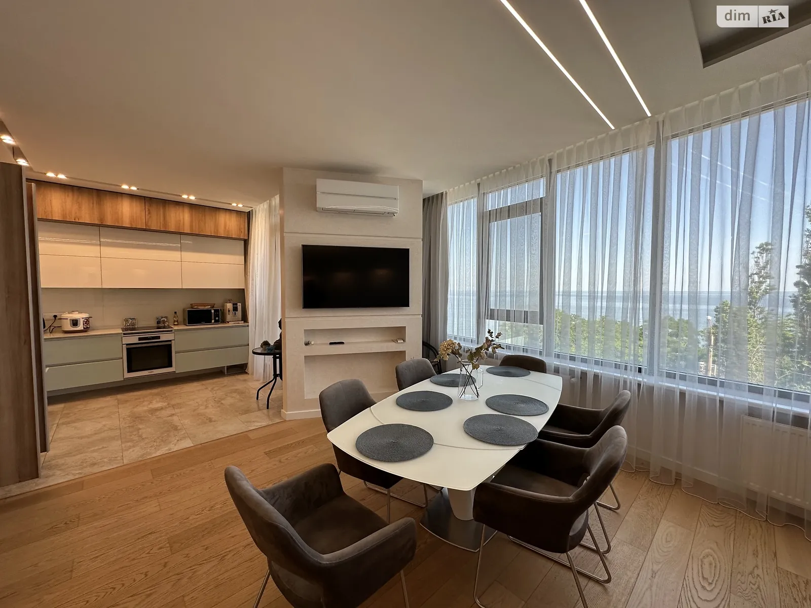 Продается 2-комнатная квартира 74.4 кв. м в Одессе, Фонтанская дор., 77А - фото 1