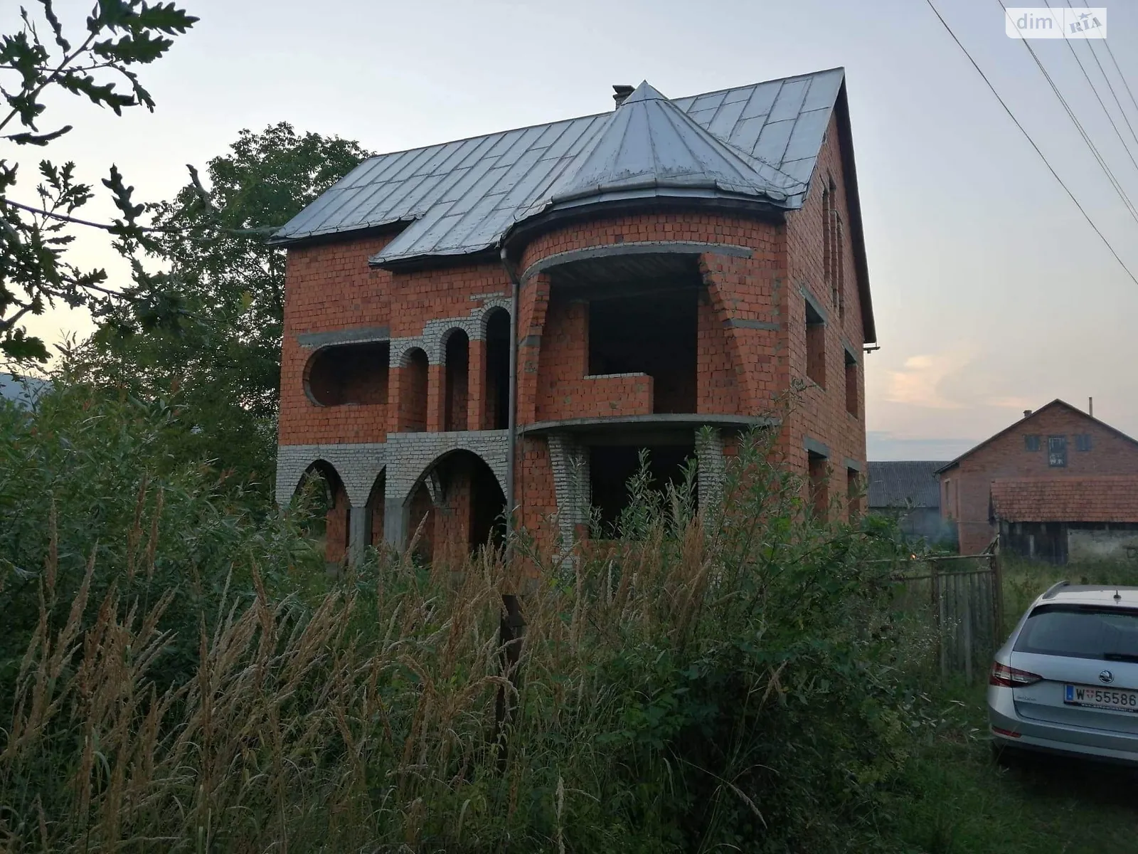 Продается дом на 2 этажа 264 кв. м с участком, цена: 52559 $ - фото 1