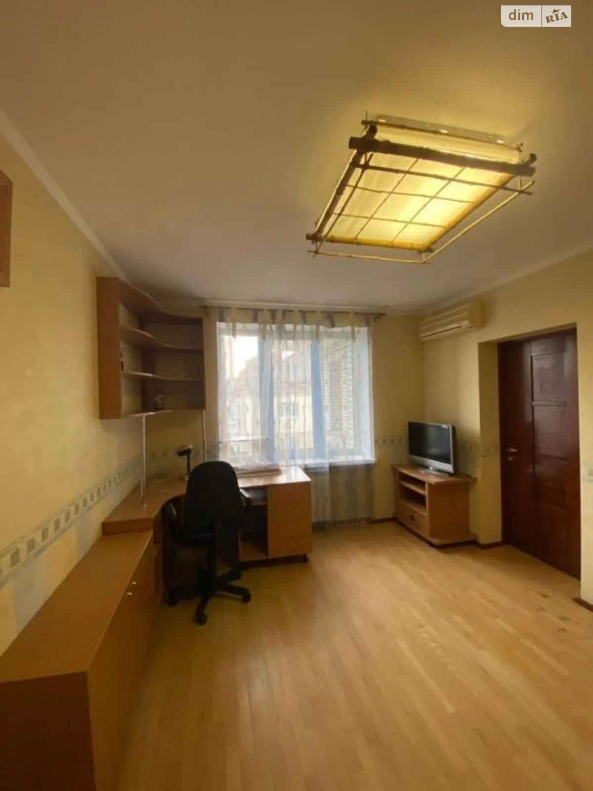 Продается 4-комнатная квартира 125 кв. м в Киеве, ул. Борщаговская, 143Б - фото 1