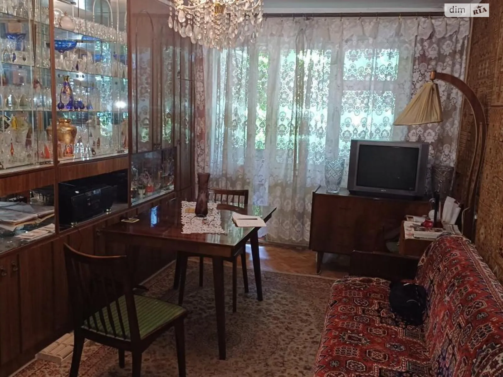 Продается 2-комнатная квартира 43.6 кв. м в Одессе, ул. Героев Крут