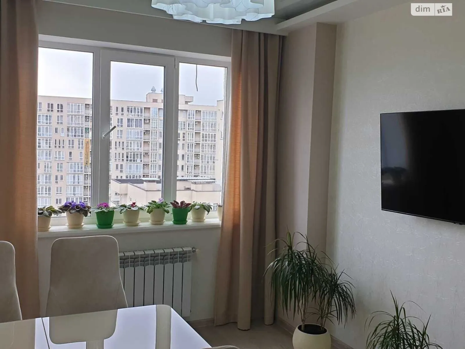 Продается 2-комнатная квартира 71 кв. м в Харькове, ул. Сухумская, 11