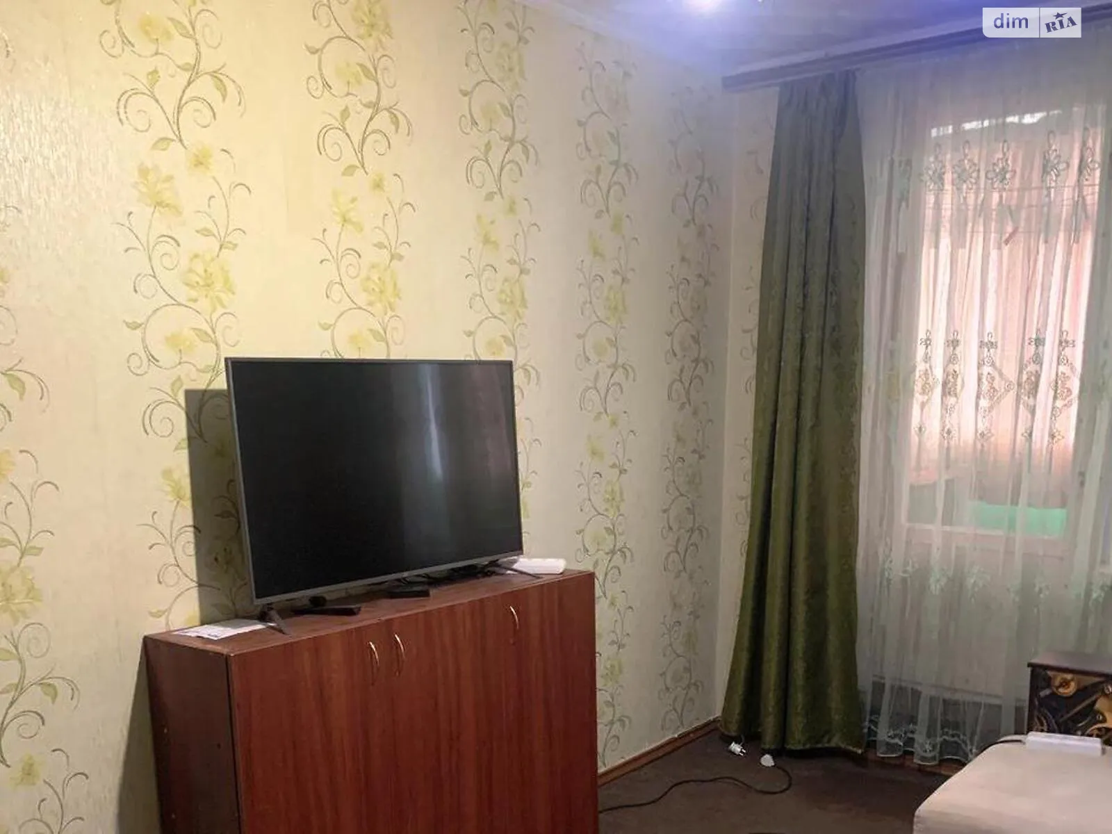 Продается 1-комнатная квартира 33 кв. м в Харькове, Салтовское шоссе, 242