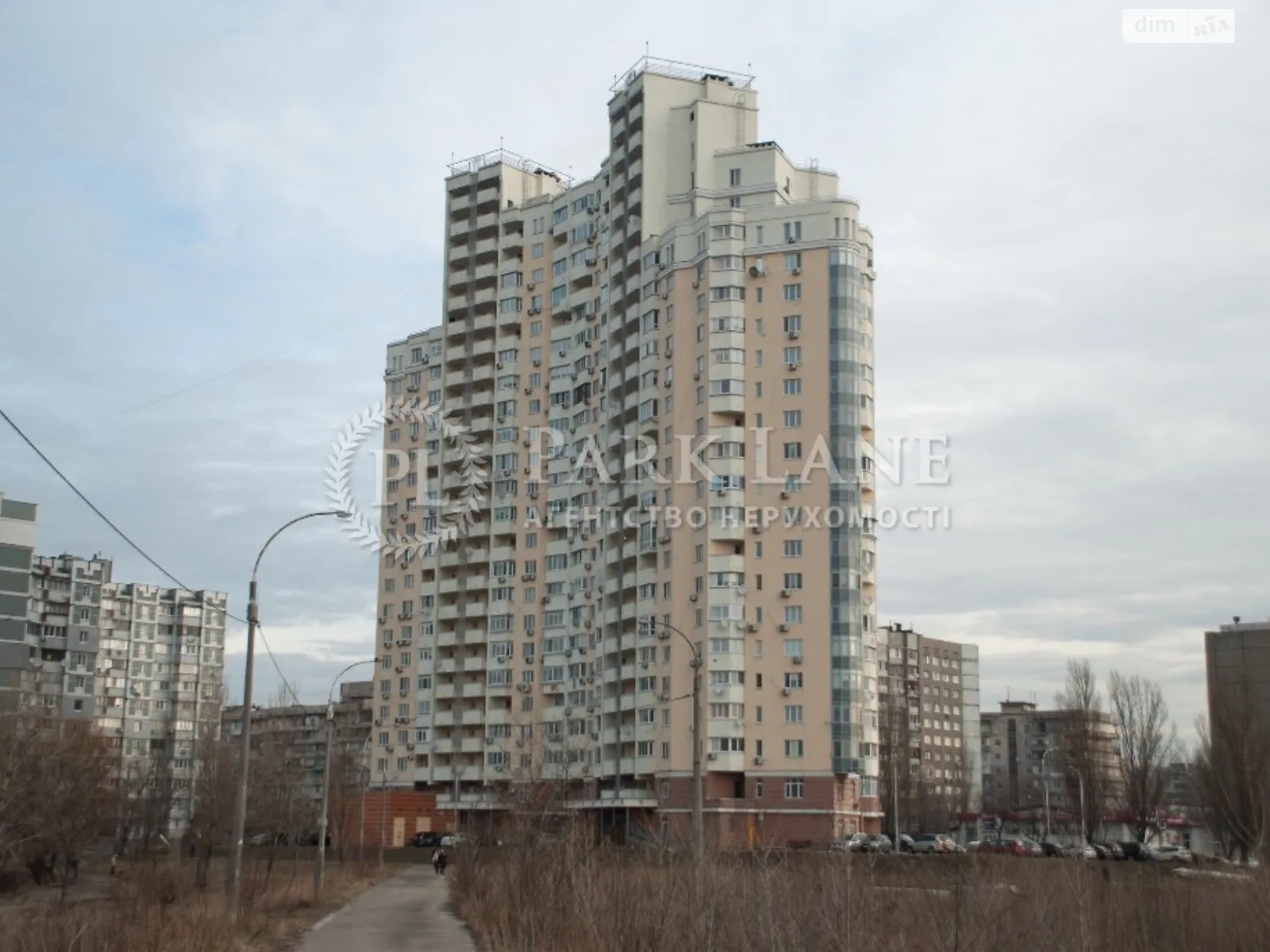 Продается 4-комнатная квартира 165 кв. м в Киеве, ул. Иорданская, 1 - фото 1