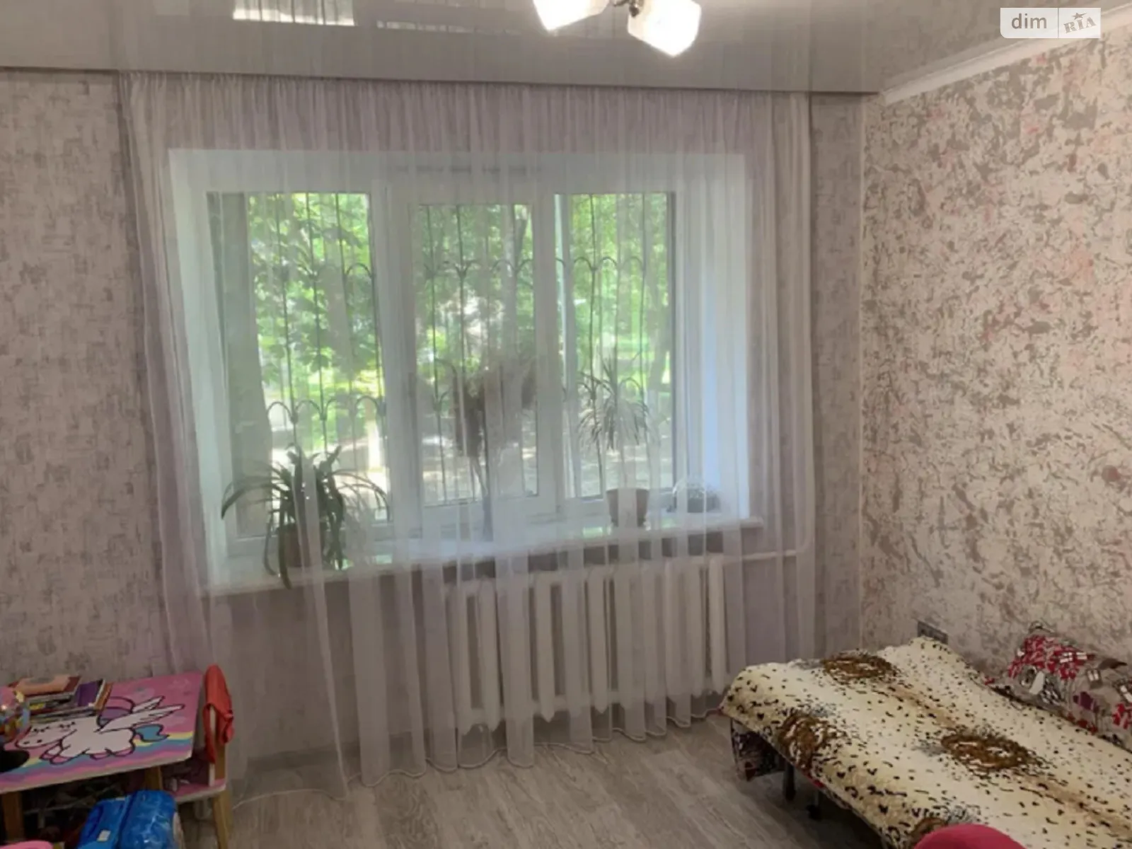 Продається 3-кімнатна квартира 73 кв. м у Миколаєві, просп. Центральний