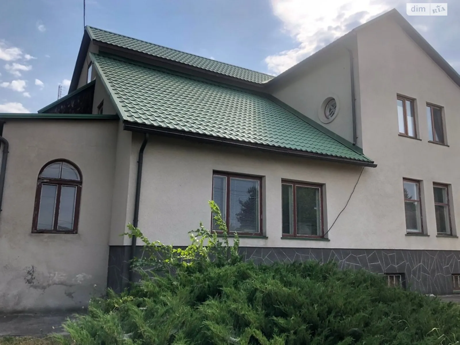 Продається будинок 2 поверховий 366 кв. м з каміном, цена: 78000 $