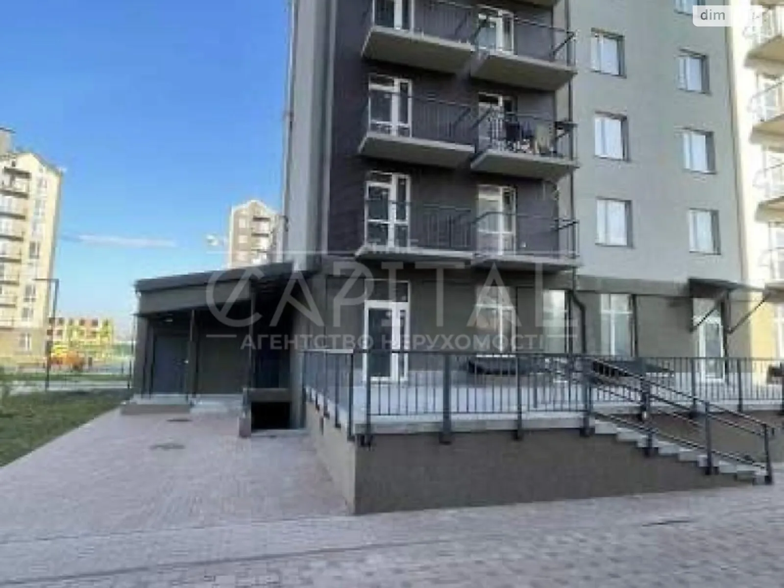 Продается офис 263 кв. м в бизнес-центре, цена: 242000 $ - фото 1