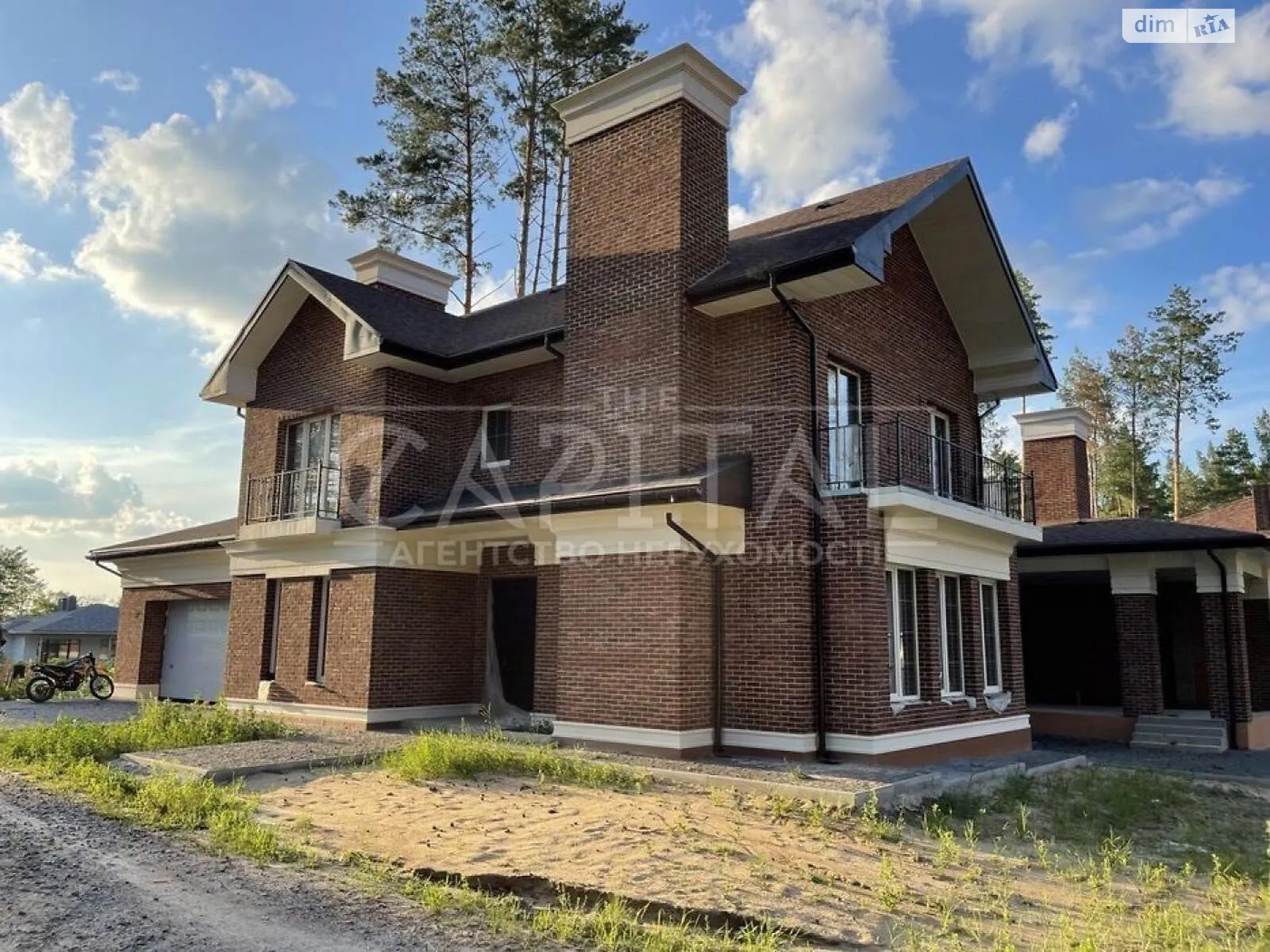 Продается дом на 2 этажа 340 кв. м с террасой, цена: 380000 $