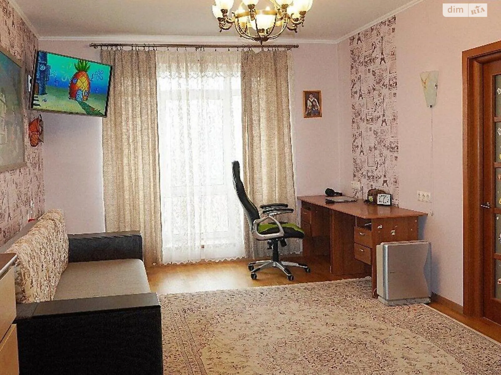 Продается 3-комнатная квартира 98 кв. м в Ивано-Франковске, ул. Национальной Гвардии, 3А - фото 1