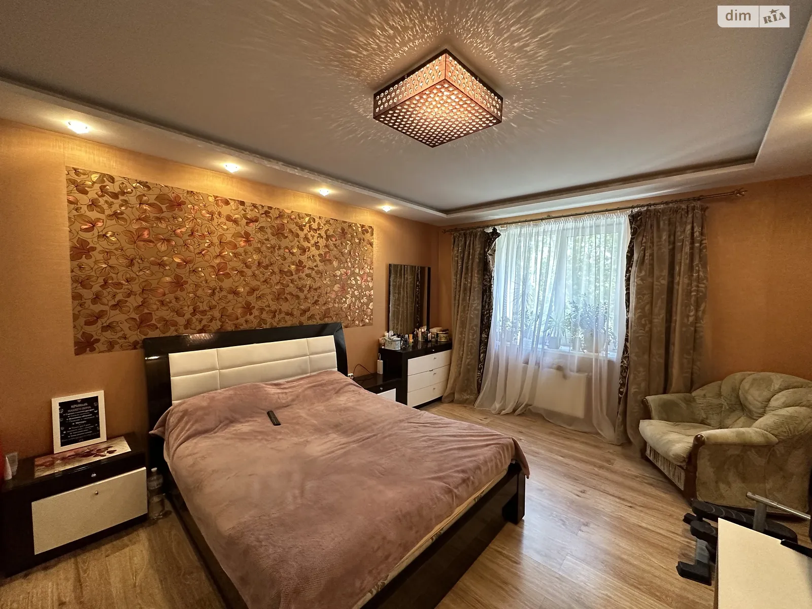 Продается 3-комнатная квартира 74 кв. м в Одессе, ул. Черниговская, 9В - фото 1