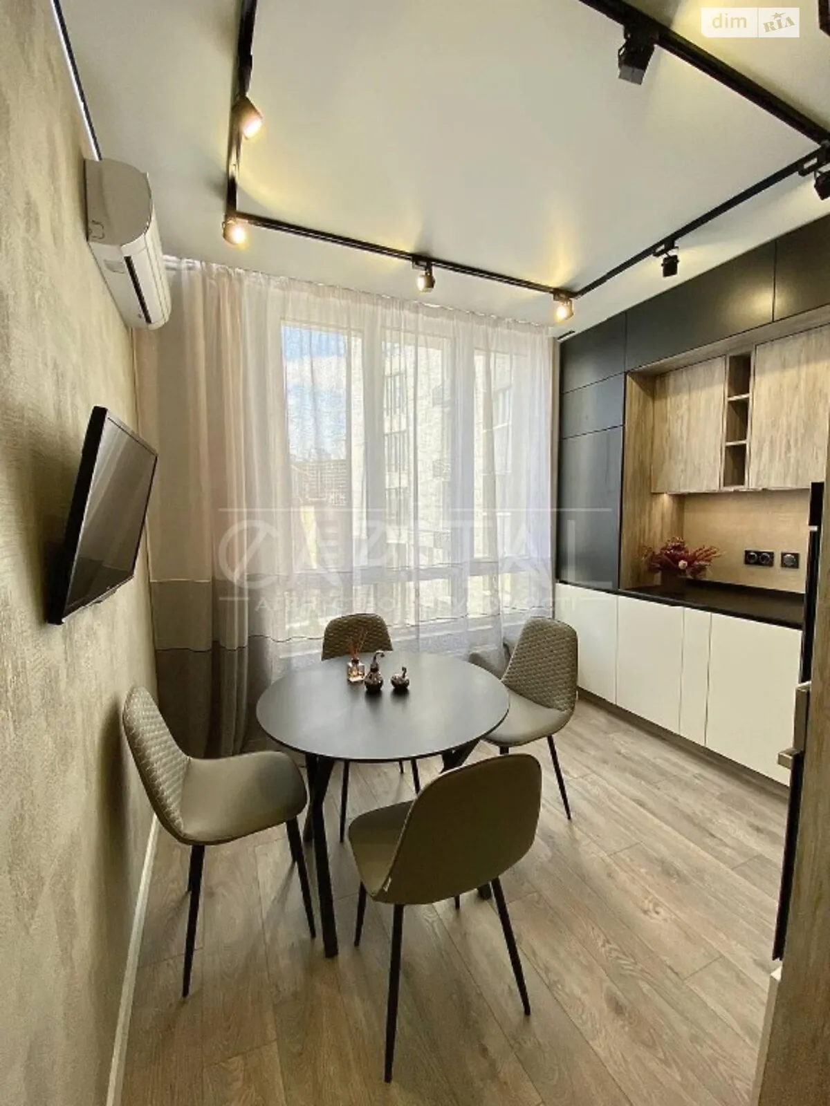 Продается 1-комнатная квартира 58 кв. м в Киеве, ул. Михаила Бойчука - фото 1