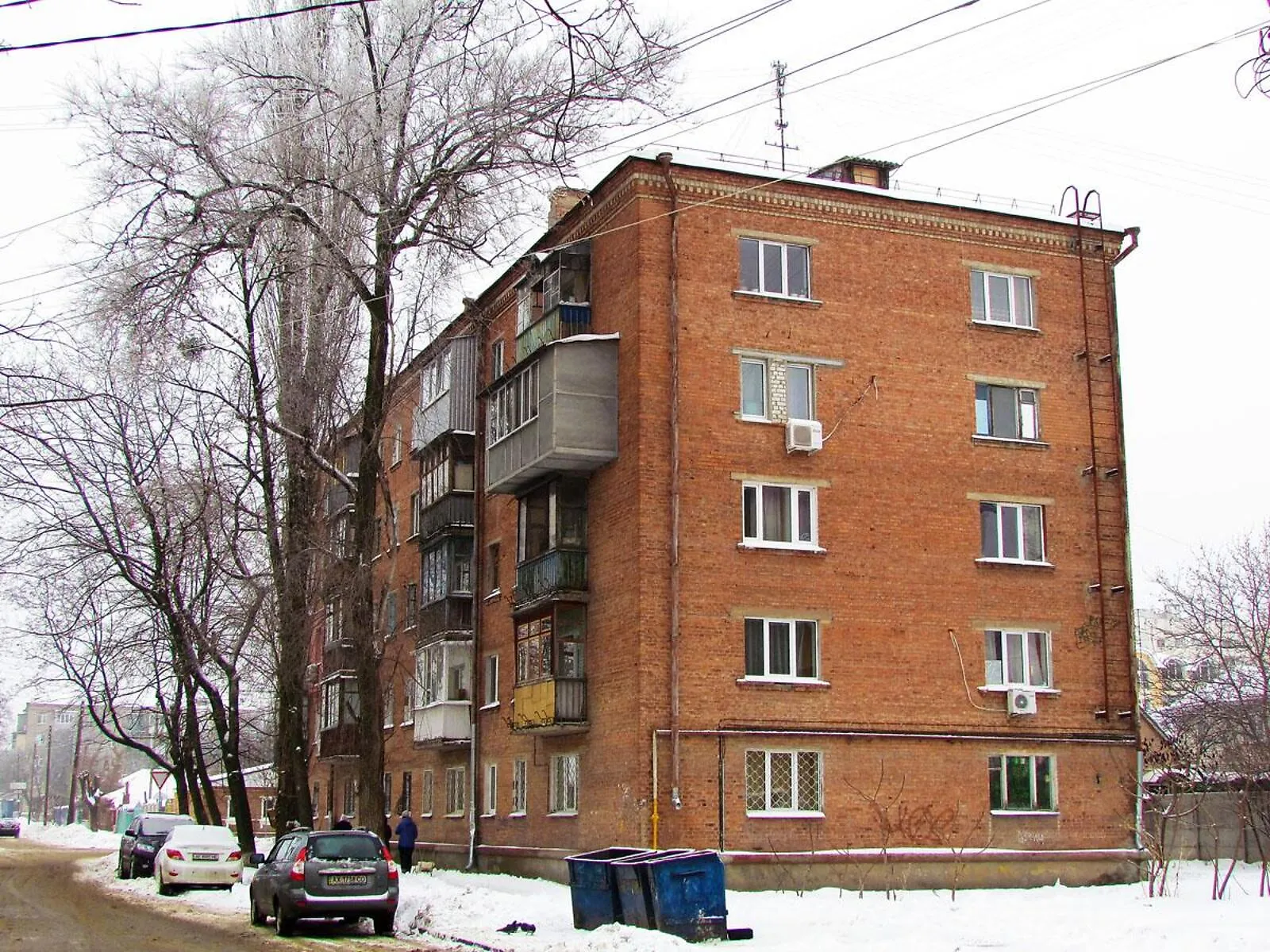 Продается 3-комнатная квартира 57 кв. м в Харькове, ул. Спартака, 16 - фото 1