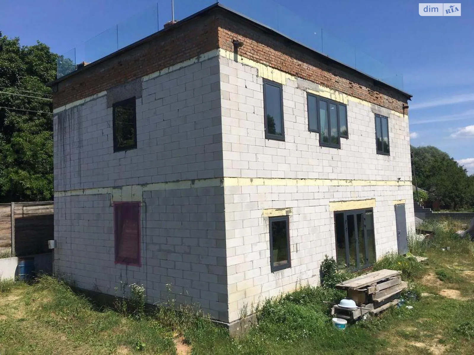 Продается дом на 2 этажа 150 кв. м с террасой, цена: 125000 $ - фото 1