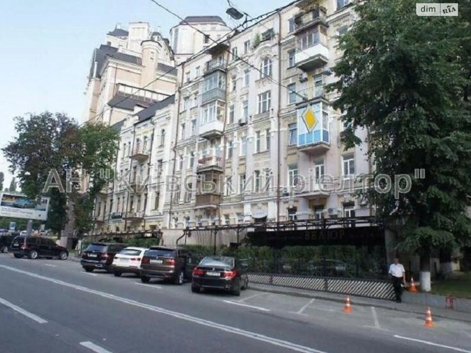 Продается 3-комнатная квартира 66 кв. м в Киеве, ул. Гетмана Павла Скоропадского(Льва Толстого), 43 - фото 1