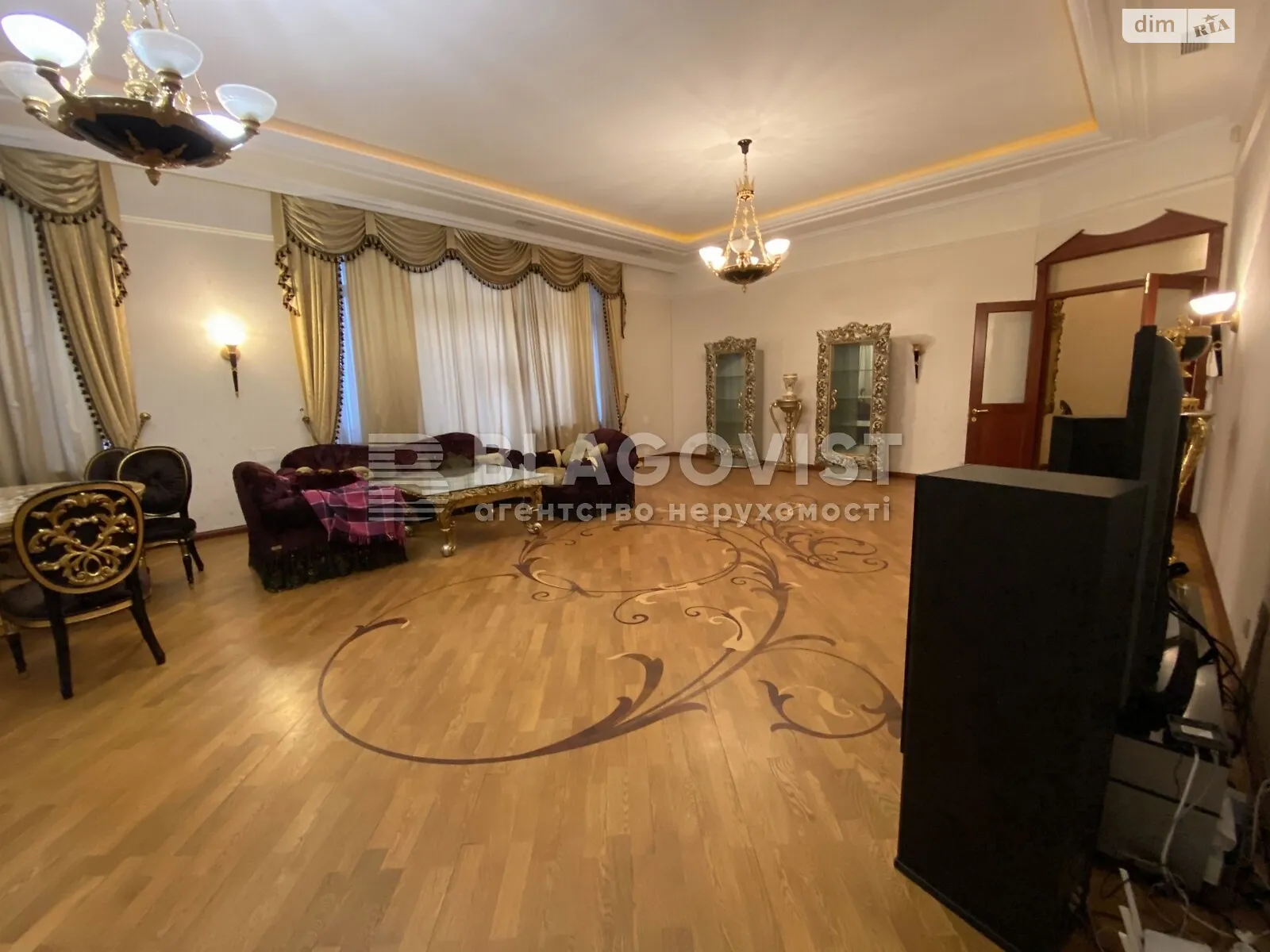 Продается 2-комнатная квартира 155 кв. м в Киеве, ул. Большая Васильковская, 27