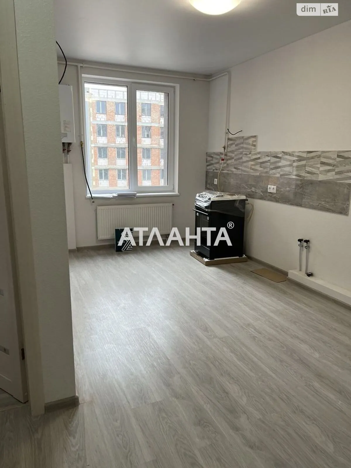 Продается 1-комнатная квартира 20.84 кв. м в Авангарде, ул. Спортивная