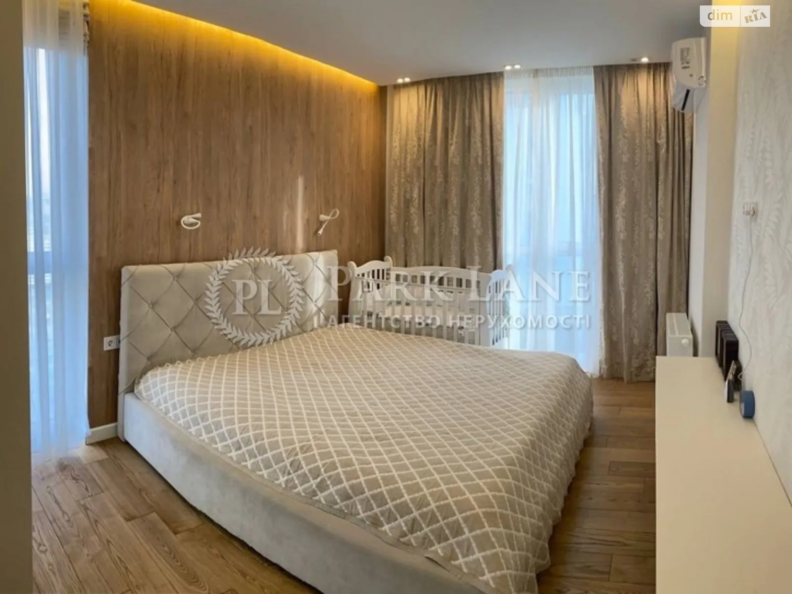 Продается 3-комнатная квартира 95 кв. м в Киеве, ул. Богдановская, 7В - фото 1