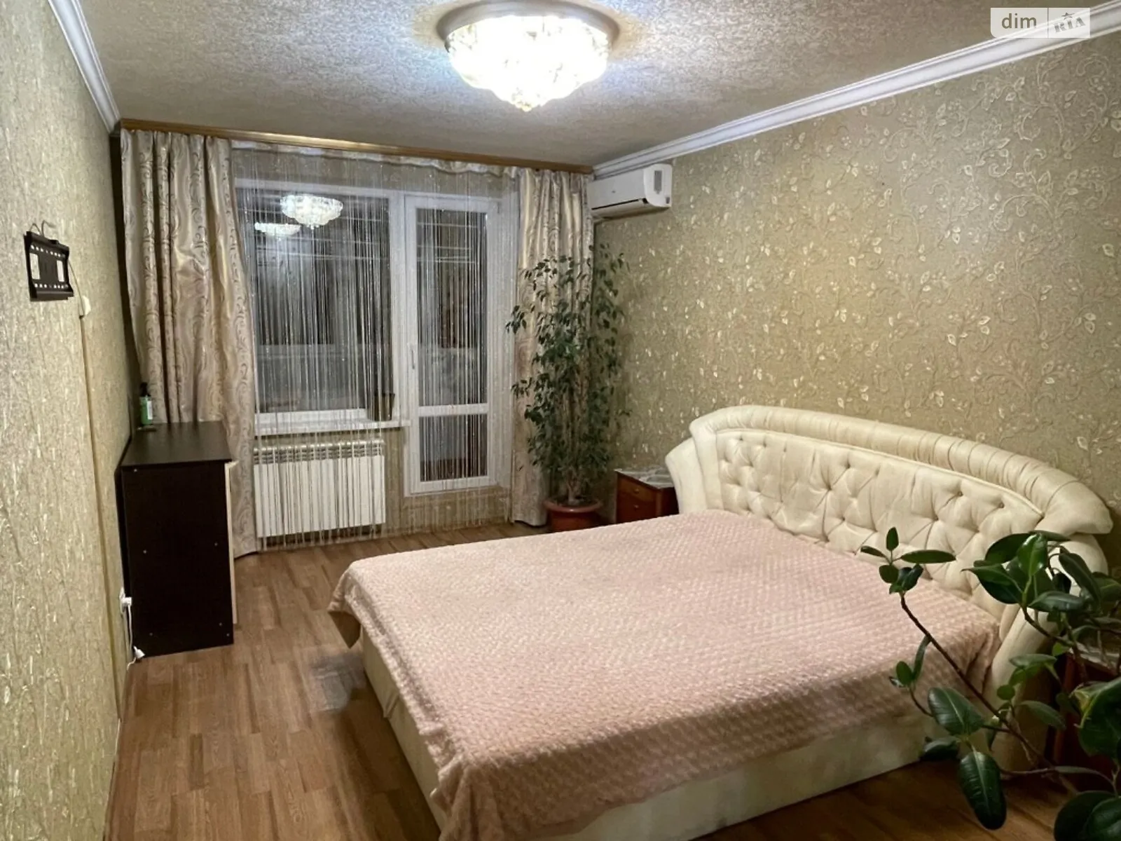 Продается 3-комнатная квартира 76 кв. м в Хмельницком, ул. Подольская