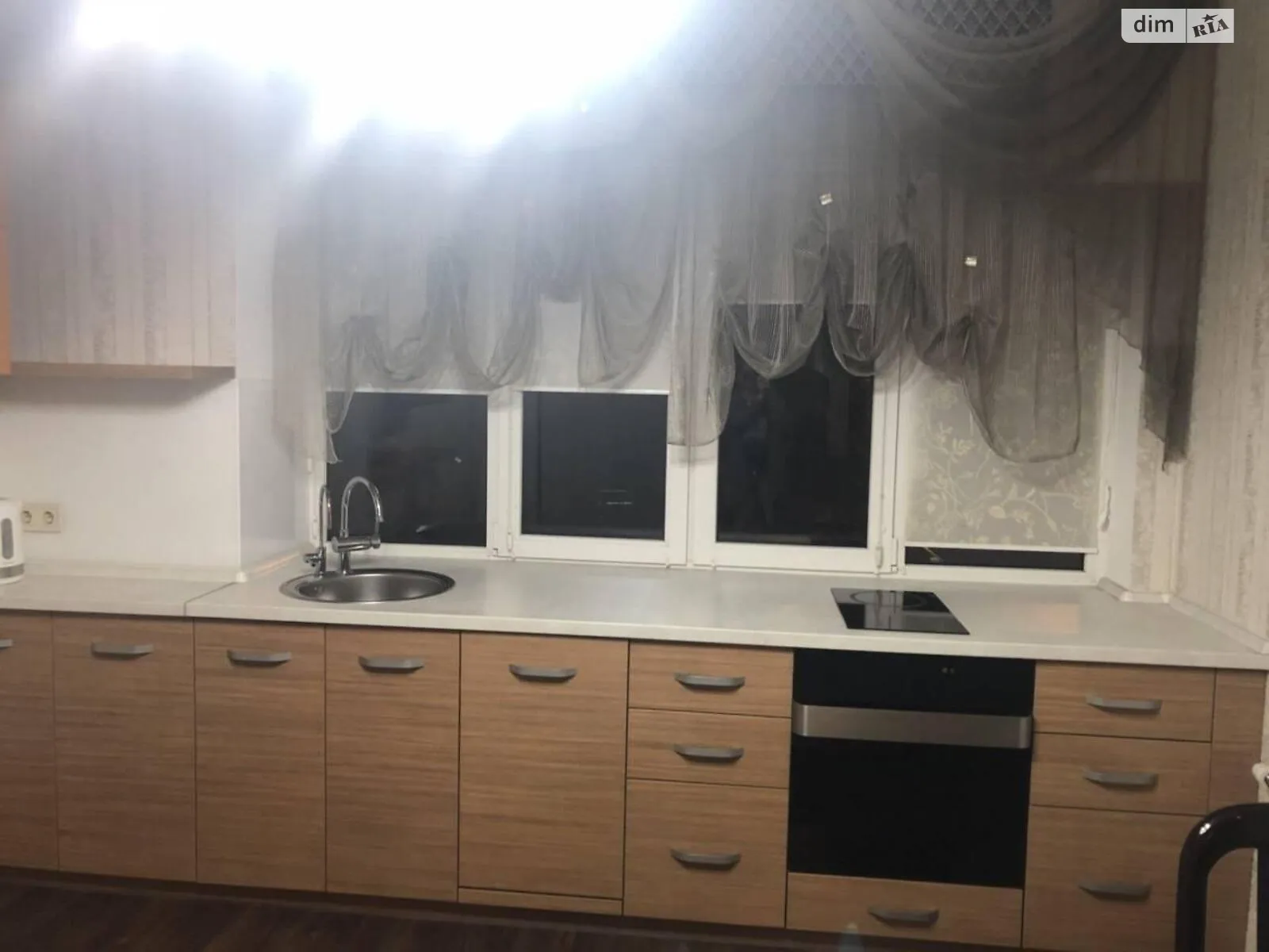 Продается 1-комнатная квартира 54 кв. м в Одессе, ул. Дюковская