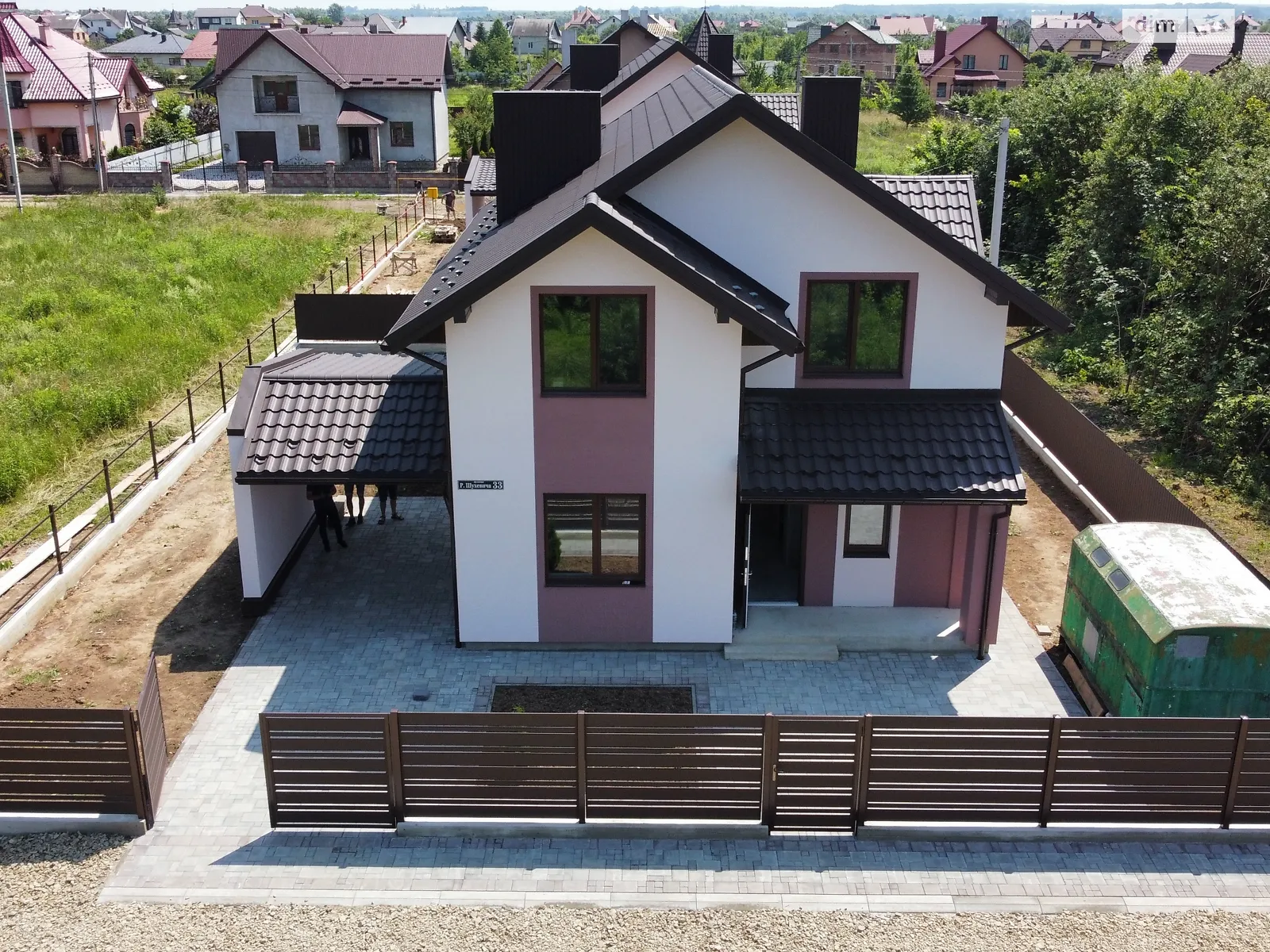 Продається будинок 2 поверховий 143 кв. м з гаражем, цена: 83900 $