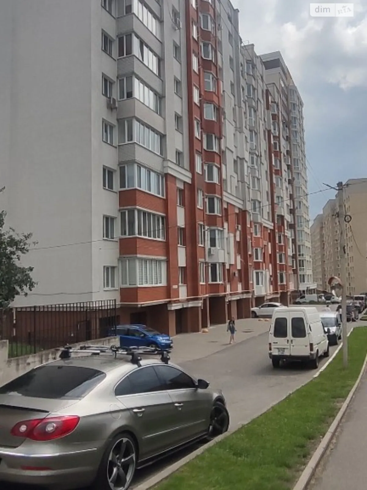 Продается 2-комнатная квартира 68 кв. м в Хмельницком, просп. Мира