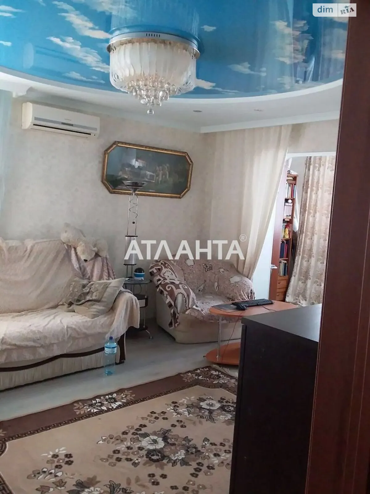 Продается 4-комнатная квартира 84 кв. м в Одессе, ул. Балковская