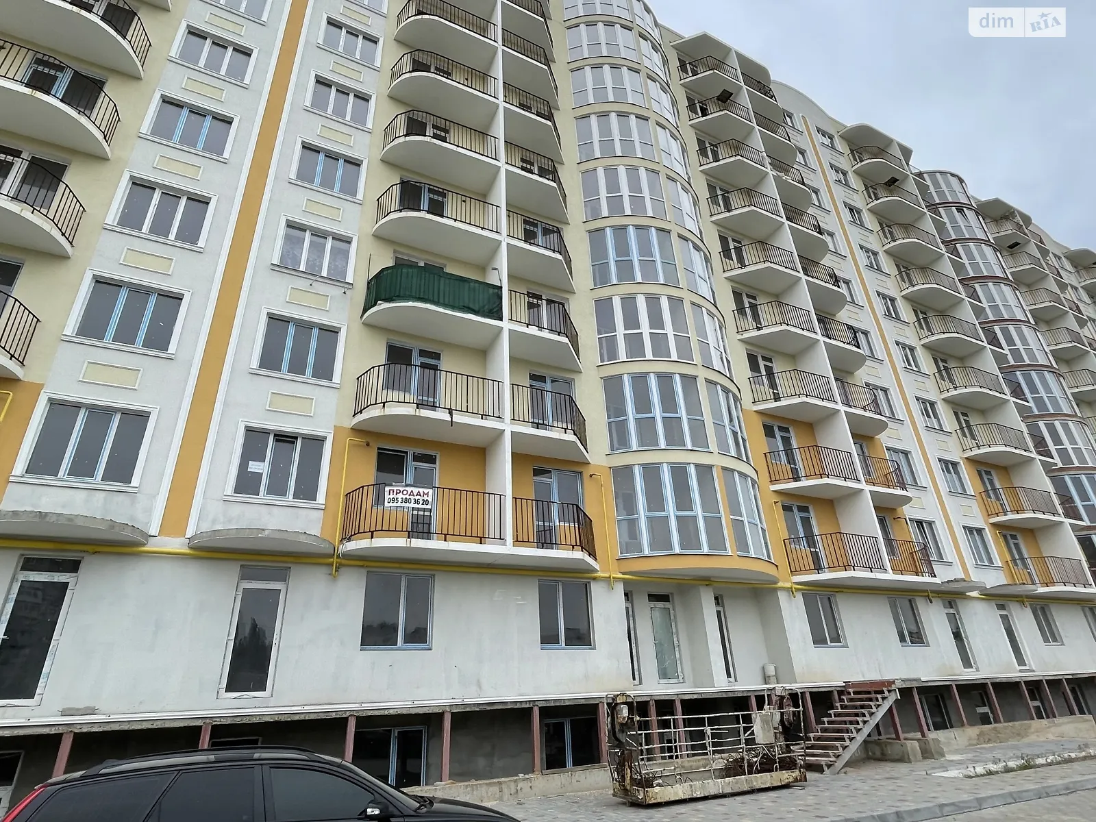 Продається офіс 40 кв. м в бізнес-центрі, цена: 22000 $ - фото 1