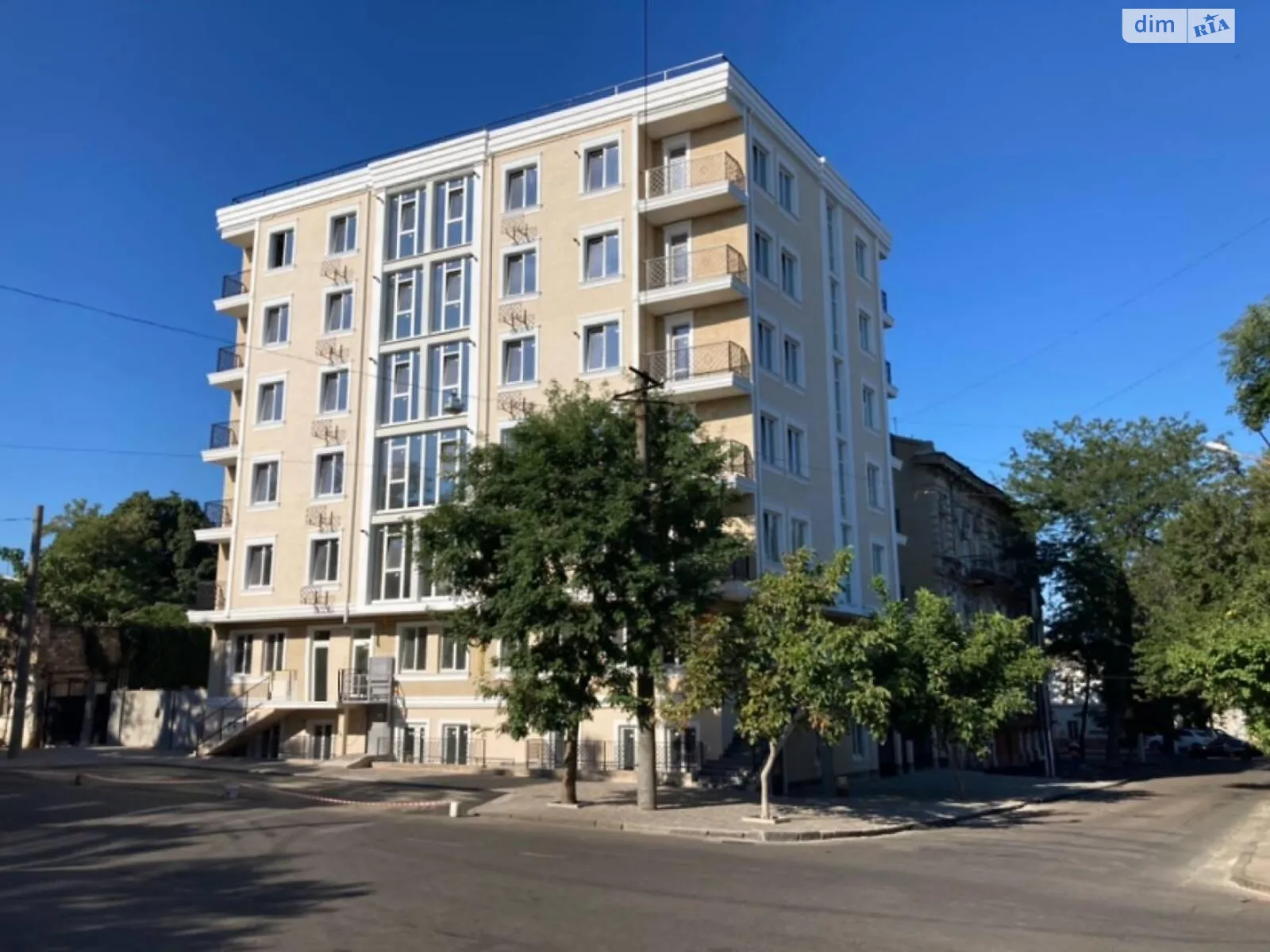 Продается 1-комнатная квартира 35 кв. м в Одессе, пер. Сеченова - фото 1