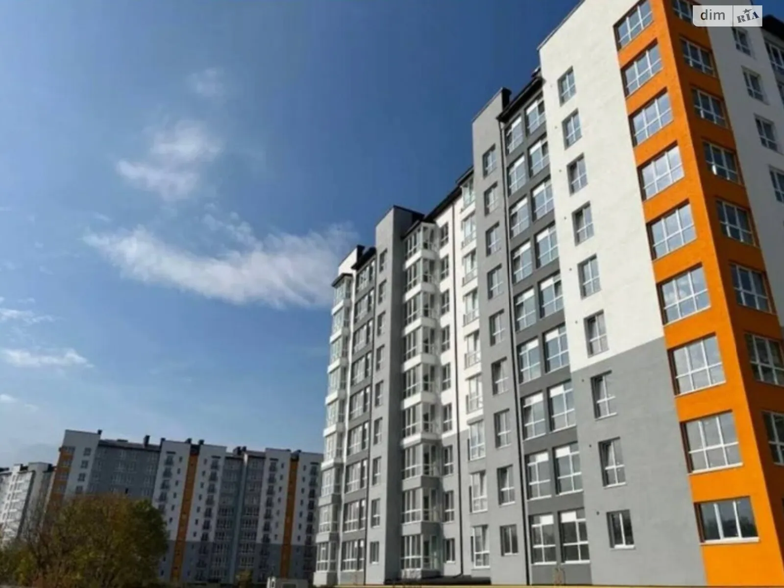 Продается 1-комнатная квартира 48 кв. м в Ивано-Франковске, ул. Химиков, 43 - фото 1