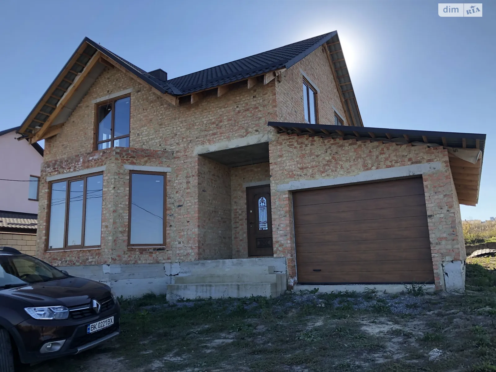 Продается дом на 2 этажа 195 кв. м с камином, цена: 85000 $ - фото 1